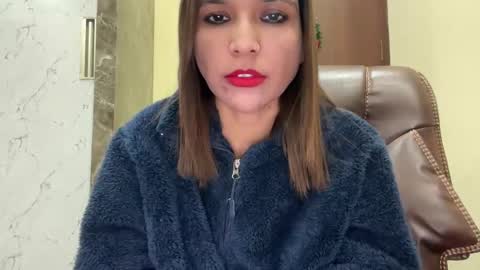 Snapshot of your_priya_77 chatting on January 2025 05:22:02 PM sonam online show from January 2025 05:22:02 PM