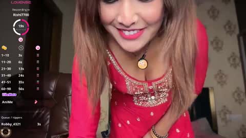 Snapshot of your_priya_77 chatting on September 2025 06:19:02 PM sonam online show from September 2025 06:19:02 PM