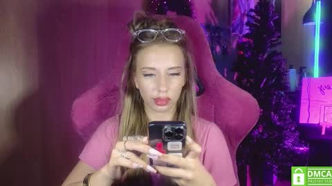 Snapshot of your_psychologist chatting on December 2024 01:38:02 PM Alice online show from December 2024 01:38:02 PM
