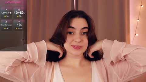 Luna online show from January 2025 10:42:01 AM