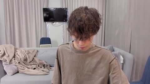 Snapshot of your_shy_guy chatting on January 2025 08:04:02 PM your_shy_guy online show from January 2025 08:04:02 PM