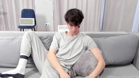 Snapshot of your_shy_guy chatting on January 2025 08:29:01 AM your_shy_guy online show from January 2025 08:29:01 AM