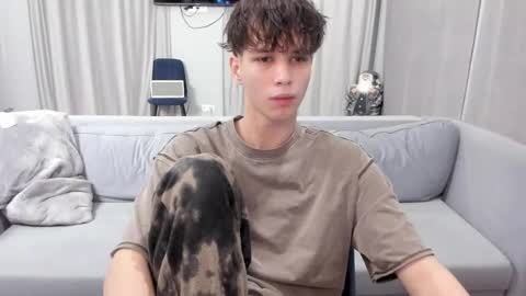 Snapshot of your_shy_guy chatting on February 2025 05:09:01 PM your_shy_guy online show from February 2025 05:09:01 PM