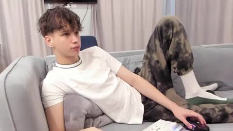 Snapshot of your_shy_guy chatting on February 2025 01:37:02 PM your_shy_guy online show from February 2025 01:37:02 PM