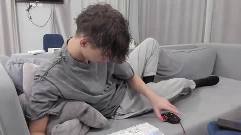 Snapshot of your_shy_guy chatting on February 2025 05:49:02 PM your_shy_guy online show from February 2025 05:49:02 PM