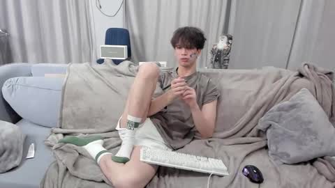 Snapshot of your_shy_guy chatting on March 2025 10:42:01 PM your_shy_guy online show from March 2025 10:42:01 PM