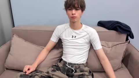 Snapshot of your_shy_guy chatting on September 2025 06:10:02 PM your_shy_guy online show from September 2025 06:10:02 PM