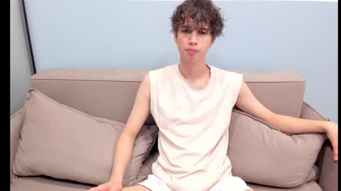 Snapshot of your_shy_guy chatting on October 2025 03:13:02 AM your_shy_guy online show from October 2025 03:13:02 AM