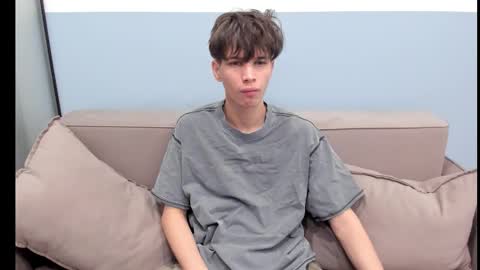 Snapshot of your_shy_guy chatting on October 2025 02:33:01 AM your_shy_guy online show from October 2025 02:33:01 AM