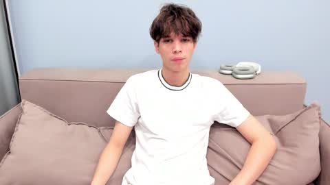 Snapshot of your_shy_guy chatting on November 2025 07:35:02 AM your_shy_guy online show from November 2025 07:35:02 AM