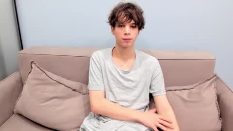 Snapshot of your_shy_guy chatting on November 2025 03:54:02 PM your_shy_guy online show from November 2025 03:54:02 PM