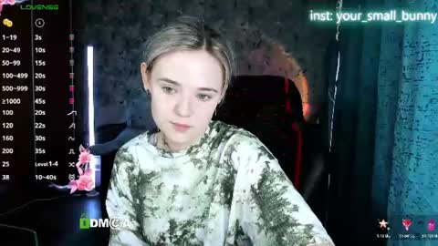 Snapshot of your_small_bunny chatting on June 2026 02:03:02 AM Molly online show from June 2026 02:03:02 AM