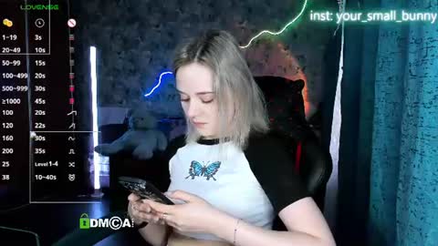 Snapshot of your_small_bunny chatting on June 2026 02:02:01 AM Molly online show from June 2026 02:02:01 AM