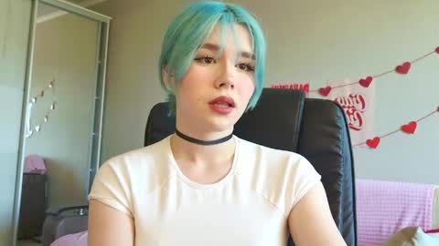 Snapshot of your_tender_doll chatting on May 2026 11:04:02 AM Alice online show from May 2026 11:04:02 AM