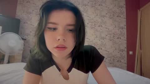 Snapshot of your_tender_doll chatting on July 2026 06:46:02 PM Alice online show from July 2026 06:46:02 PM