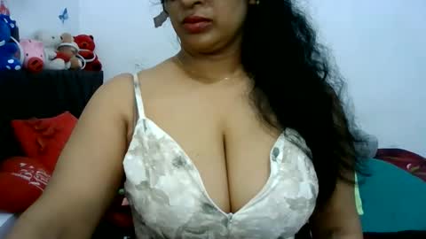 Snapshot of yourashawari chatting on May 2026 02:41:02 AM yourashawari online show from May 2026 02:41:02 AM