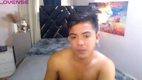 Snapshot of yourasian_bradley chatting on October 2025 02:20:01 AM yourasian_bradley online show from October 2025 02:20:01 AM