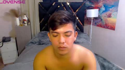 Snapshot of yourasian_bradley chatting on October 2025 09:52:01 AM yourasian_bradley online show from October 2025 09:52:01 AM