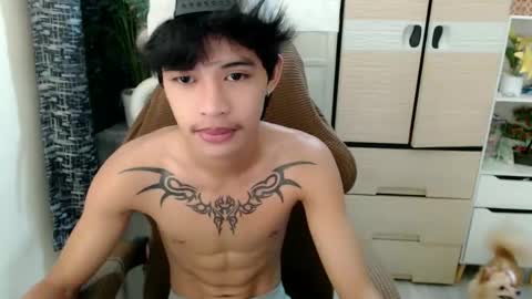 yourasian_eric online show from March 2026 10:22:02 AM