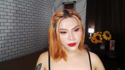 LEXI online show from October 2025 05:19:02 PM