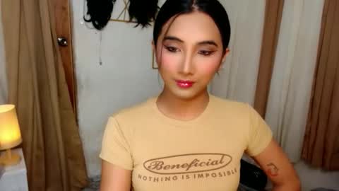 Snapshot of yourasianfave_drea chatting on October 2025 05:34:02 PM DREA online show from October 2025 05:34:02 PM