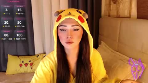 Snapshot of yourdevilsweettsx chatting on May 2026 01:27:01 PM JEN online show from May 2026 01:27:01 PM