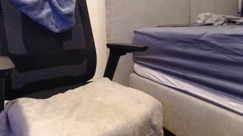 hornyedging online show from February 2026 01:34:02 AM