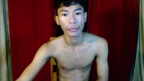 Snapshot of yourdreamboyx chatting on December 2024 02:05:02 PM Rence online show from December 2024 02:05:02 PM