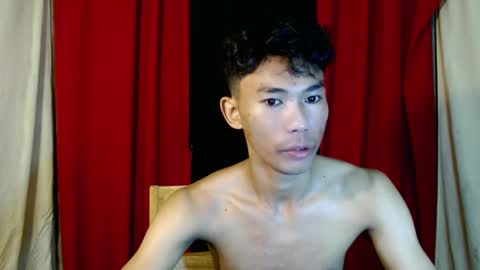 Snapshot of yourdreamboyx chatting on December 2024 08:41:02 AM Rence online show from December 2024 08:41:02 AM