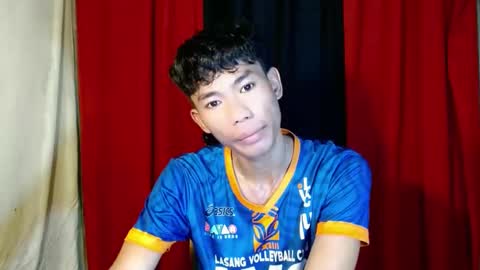 Snapshot of yourdreamboyx chatting on December 2024 08:07:02 AM Rence online show from December 2024 08:07:02 AM