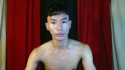 Snapshot of yourdreamboyx chatting on January 2025 02:22:01 AM Rence online show from January 2025 02:22:01 AM