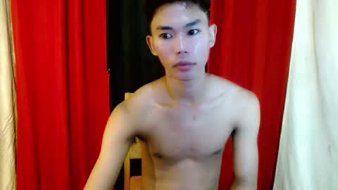 Snapshot of yourdreamboyx chatting on February 2025 11:40:02 AM Rence online show from February 2025 11:40:02 AM