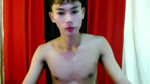 Snapshot of yourdreamboyx chatting on February 2025 03:27:01 PM Rence online show from February 2025 03:27:01 PM