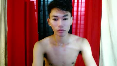 Snapshot of yourdreamboyx chatting on February 2025 02:06:01 AM Rence online show from February 2025 02:06:01 AM