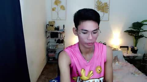 Snapshot of yourdreamboyx chatting on October 2025 04:49:02 AM Rence online show from October 2025 04:49:02 AM