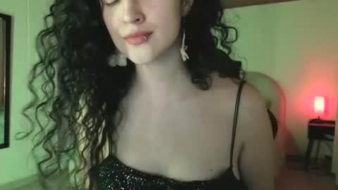 Snapshot of yourdreamgirl2025 chatting on May 2026 01:03:01 AM yourdreamgirl2025 online show from May 2026 01:03:01 AM