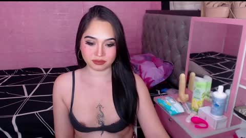 Snapshot of yourdreamisabell chatting on January 2025 12:13:02 PM yourdreamisabell online show from January 2025 12:13:02 PM