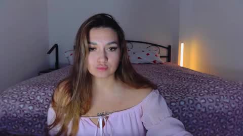 Emily  online show from October 2025 09:47:01 PM