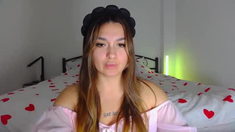 Emily  online show from October 2025 10:27:02 AM