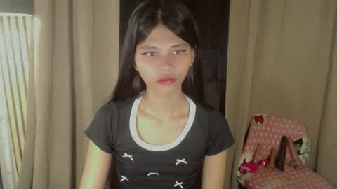 Vivian online show from March 2026 01:42:01 AM