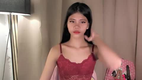 Vivian online show from April 2026 11:07:02 PM