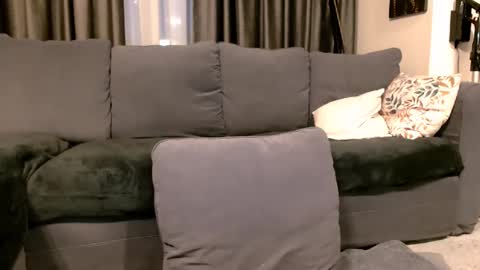 Aylin online show from January 2025 05:18:02 AM