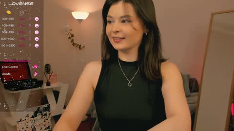 Chloe online show from December 2024 04:24:01 AM