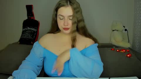 yourgem__ online show from March 2025 07:01:02 PM