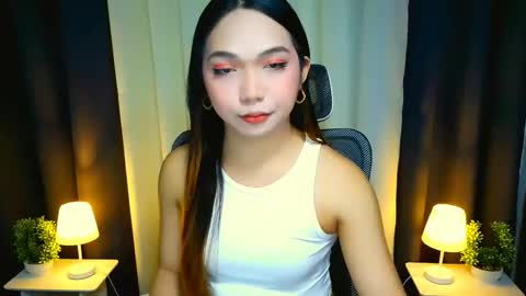 Goddess Yoshi online show from December 2025 04:22:01 PM