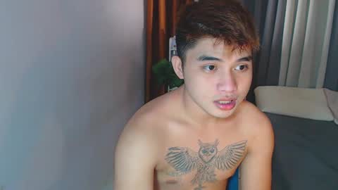 Snapshot of yourhandsome_hunk chatting on January 2025 05:30:02 PM Paul online show from January 2025 05:30:02 PM