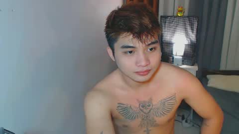 Snapshot of yourhandsome_hunk chatting on January 2025 06:17:01 AM Paul online show from January 2025 06:17:01 AM