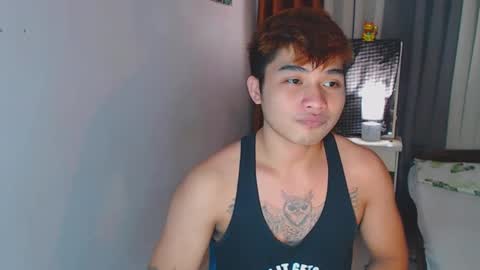 Snapshot of yourhandsome_hunk chatting on February 2025 01:41:01 PM Paul online show from February 2025 01:41:01 PM