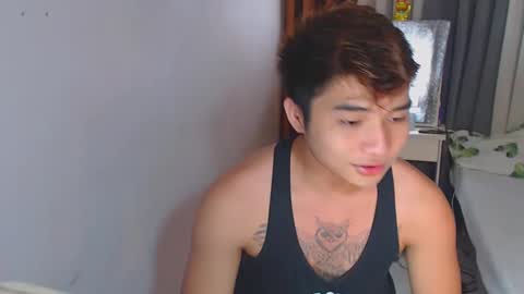 Snapshot of yourhandsome_hunk chatting on February 2025 12:55:01 PM Paul online show from February 2025 12:55:01 PM