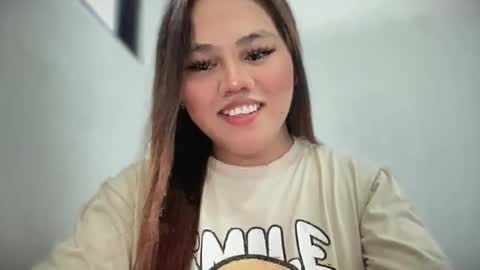 Snapshot of yourhotgirl_lyn chatting on June 2026 06:03:02 AM yourhotgirl_lyn online show from June 2026 06:03:02 AM